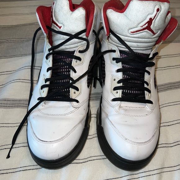 **JORDAN RETRO FIRE 5 RED